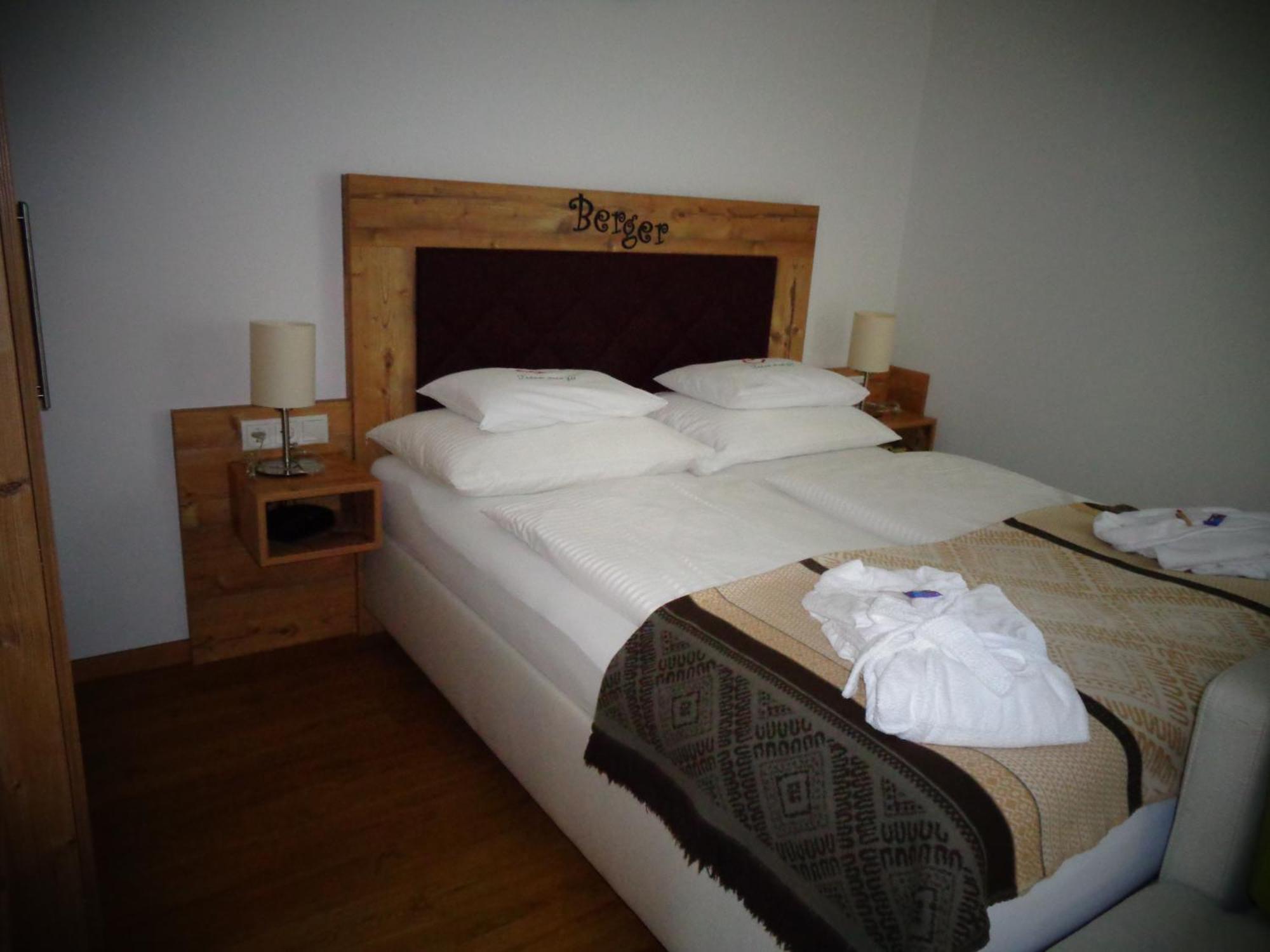 Familienhotel Berger ซังค์ยาคอบ อิม วาลเดอ ภายนอก รูปภาพ